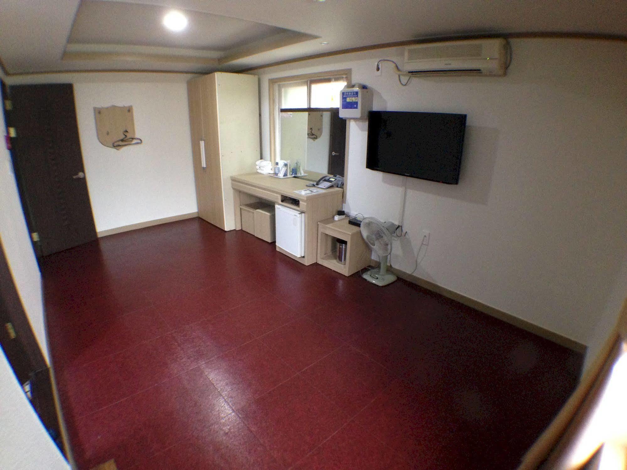 Suanbo Saipan Hot Spring Hotel Chungju Exterior foto